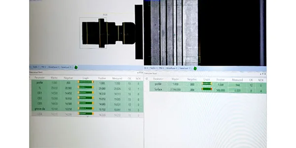 Linear Pick & Place camera view: part silhouette with the measurement overlays — a turned part at a side camera station